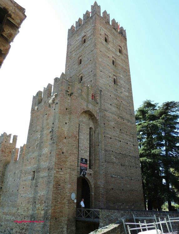 Ritorno al Medioevo un giorno a Castell'Arquato e Grazzano Visconti- la Rocca Viscontea Castell'Arquato-